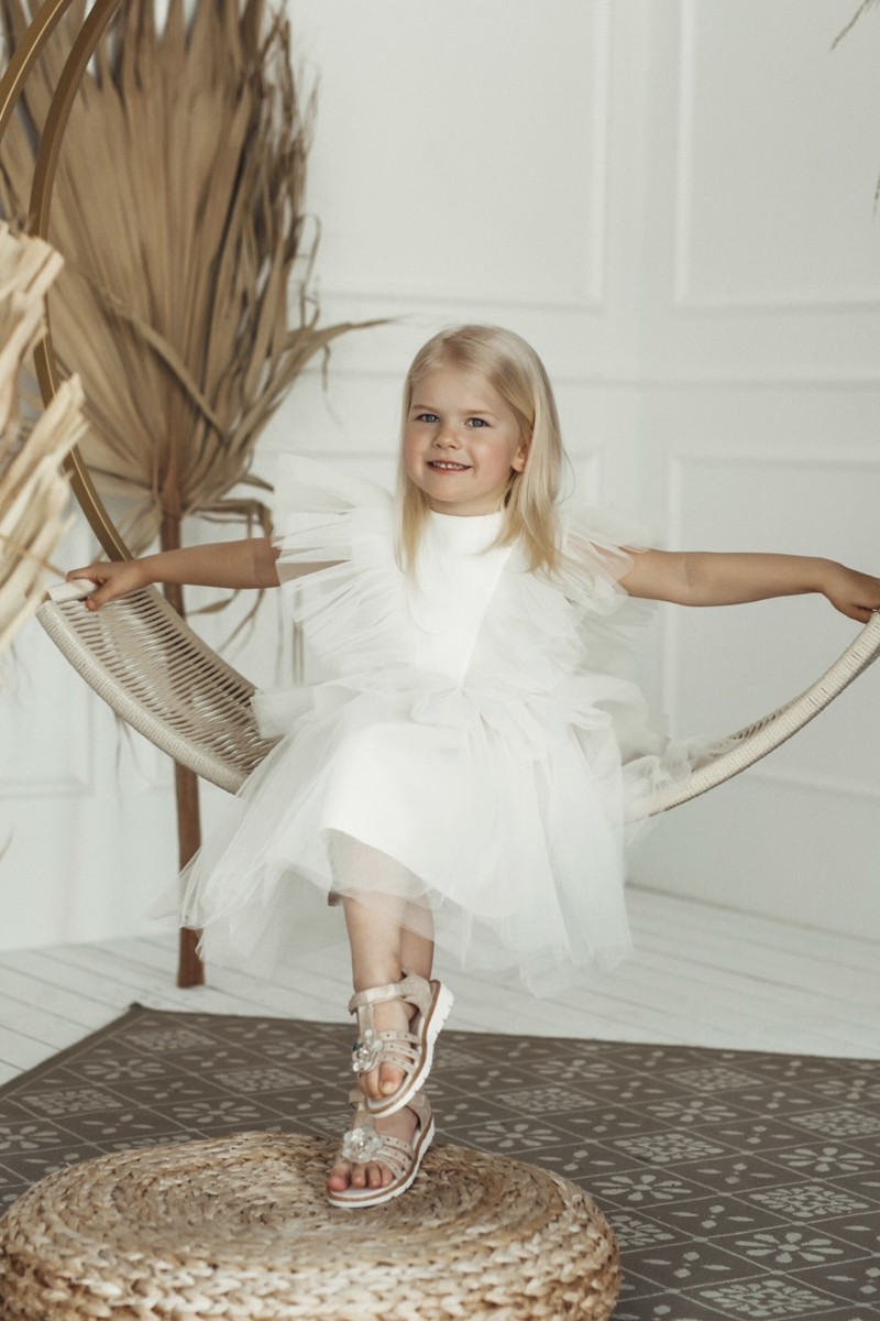 "Mini Swan" girl's tulle dress – photo 11