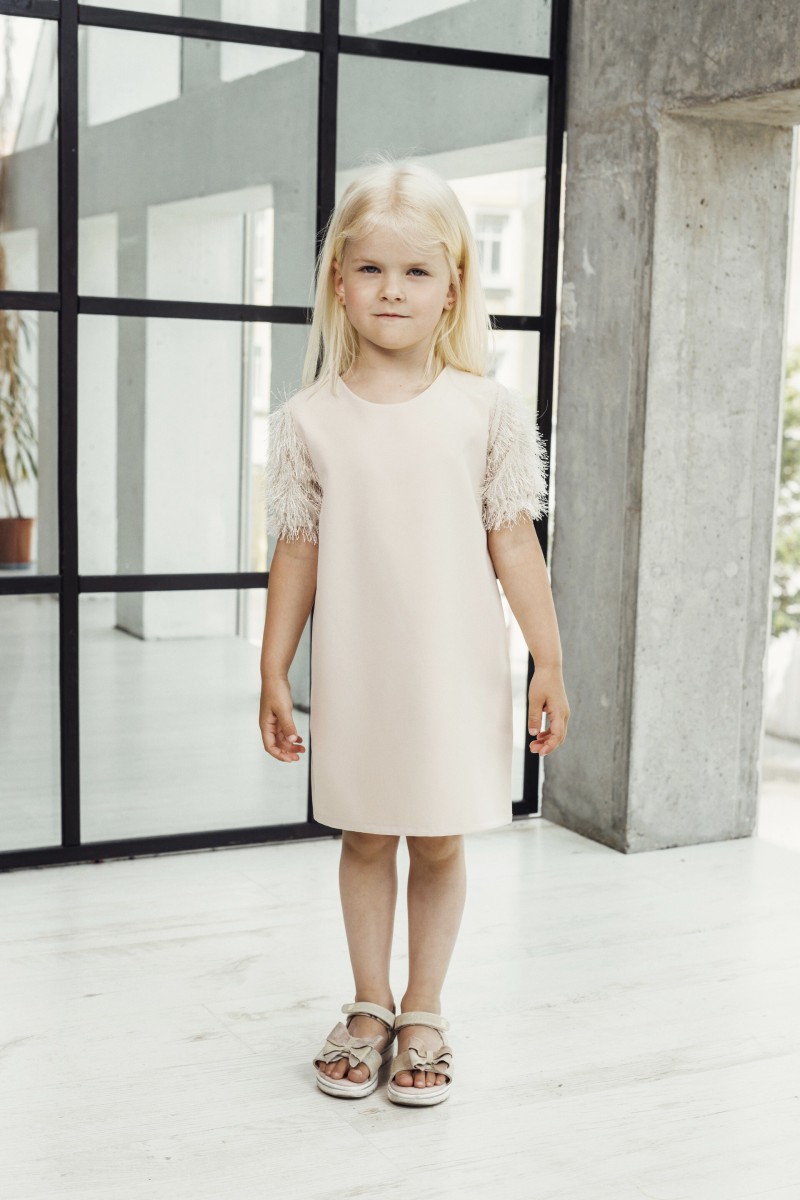 "Mini Charm" with decorated sleeves