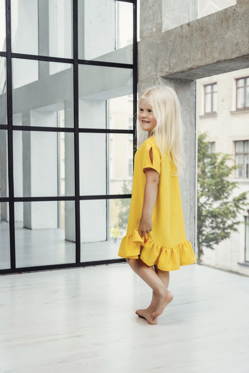 „Mini casual“ geltona suknelė – nuotrauka 2