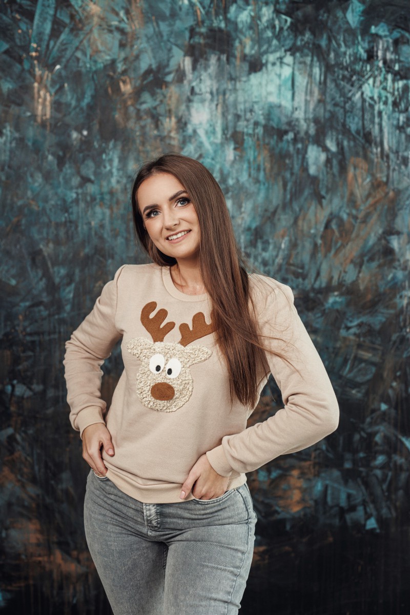 Women's sand jumper with a "Teddy reindeer"