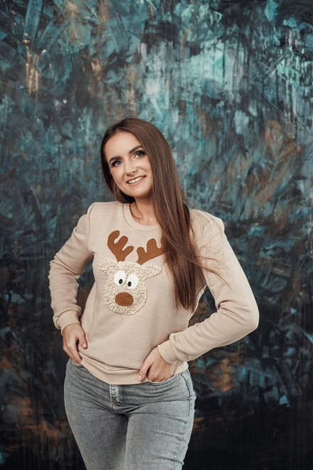 Women's sand jumper with a "Teddy reindeer"