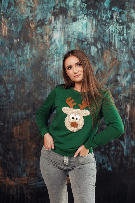 Women's green jumper with a "Teddy reindeer"