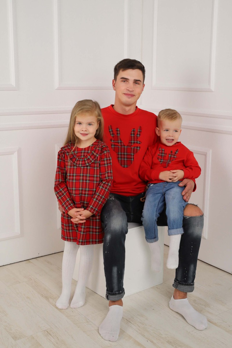 Men's Christmas jumper with a red checked reindeer – photo 3