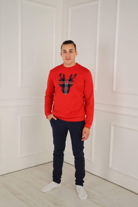 Men's Christmas jumper with a checked reindeer