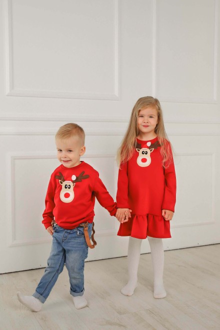 Children's Christmas jumper with a reindeer – another view