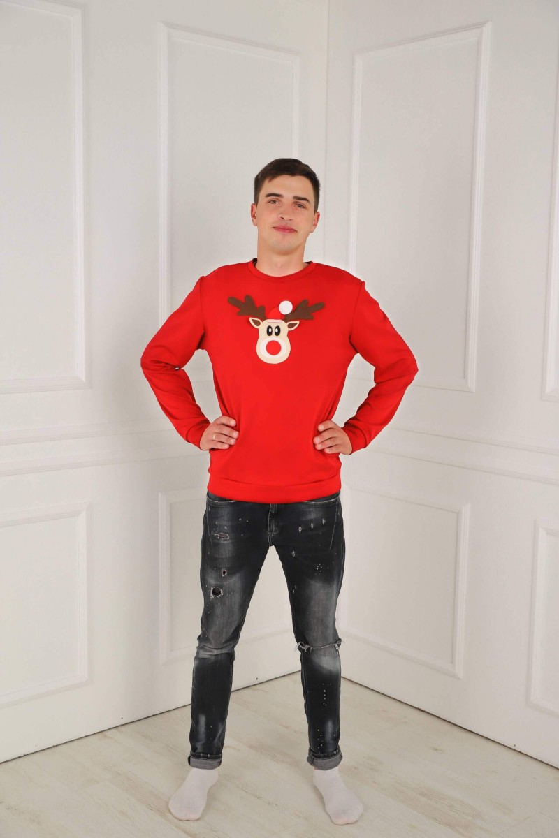 Men's Christmas jumper with a reindeer