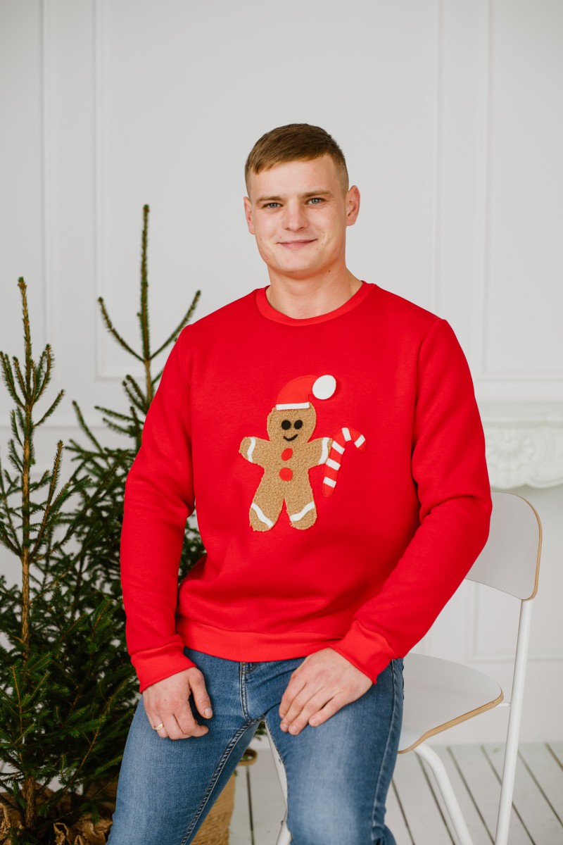 Men's red Christmas jumper with gingerbread