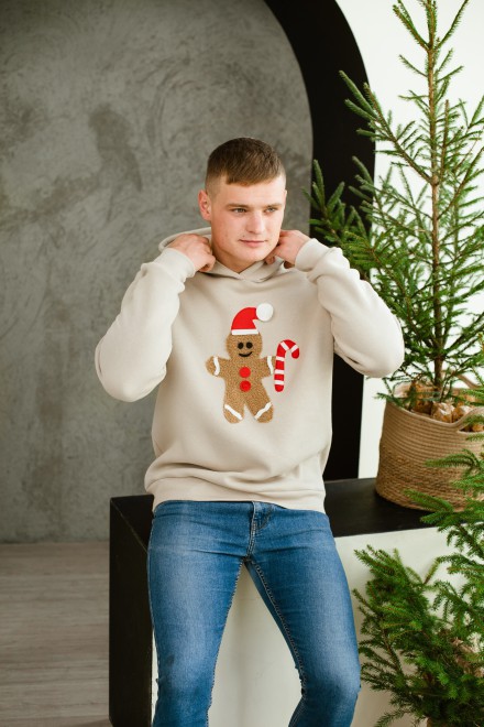 Men's sand Christmas sweatshirt with gingerbread – another view