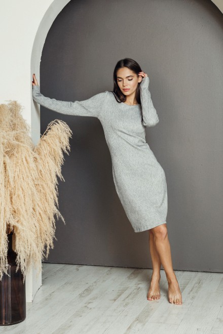 "Smooth" knitted grey dress