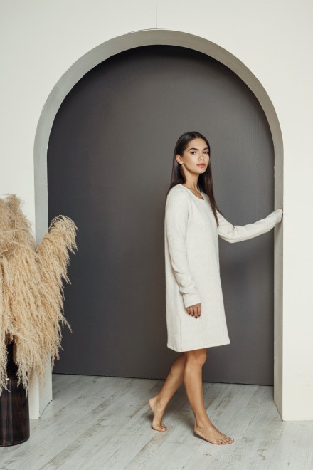 "Warmth and cosiness" sand dress – another view