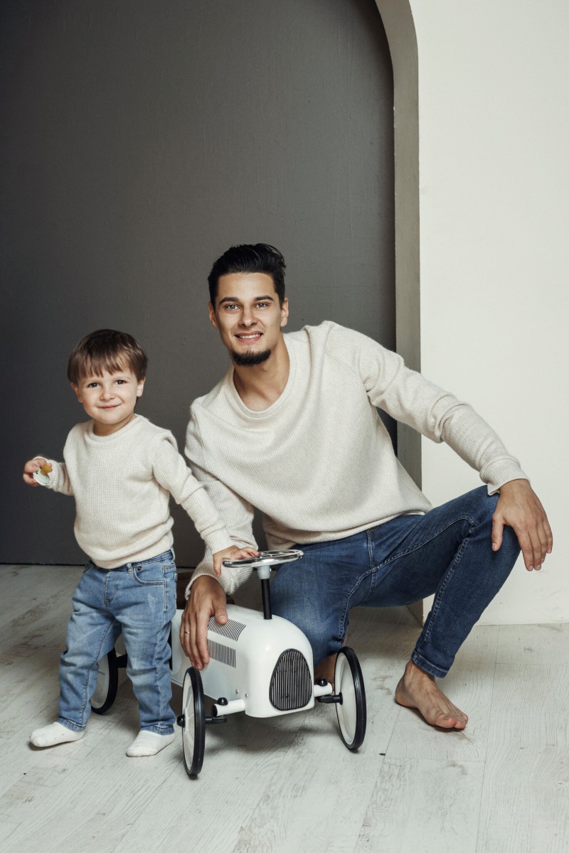 Boy's sand knitted jumper – photo 3