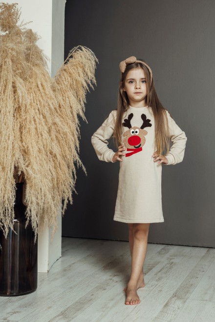 Girl's sand dress with Rudolf