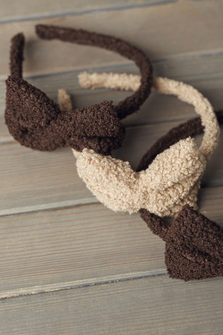 Soft Rudolf headband with a bow – another view
