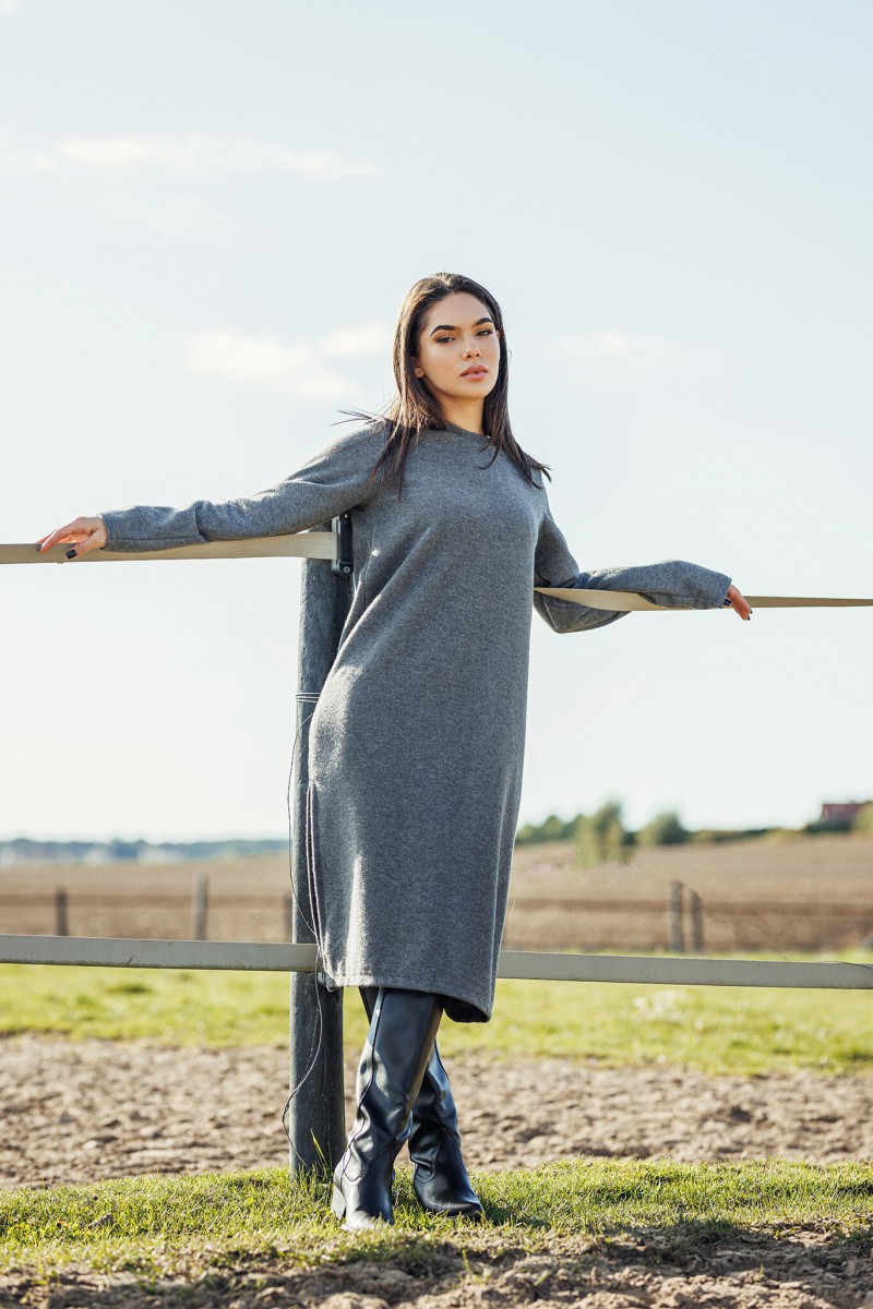 "Davina" grey dress with a slit