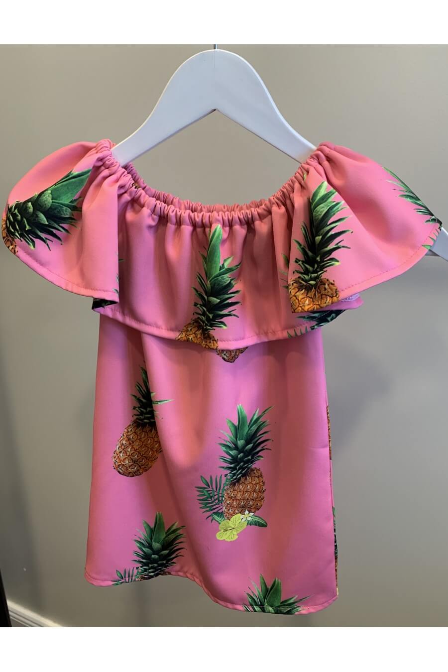 „Rožinei ananasiukai“ suknelė
