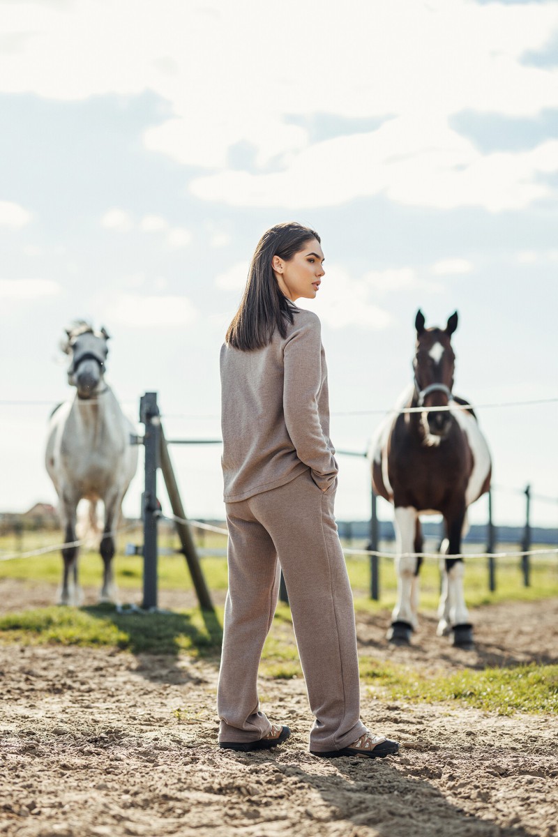 Cocoa jumper with a collar – photo 4