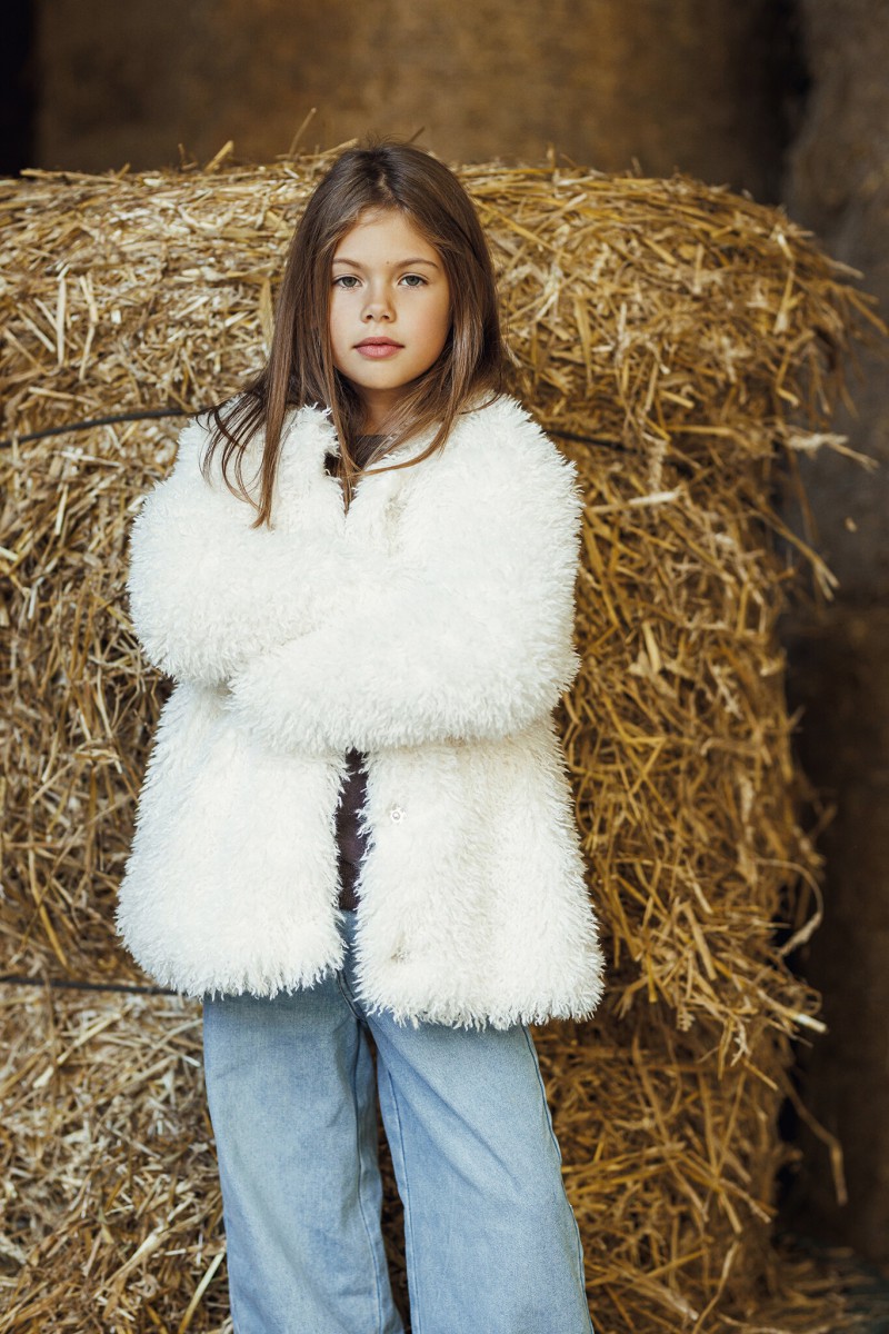 Mini milk white faux fur coat – photo 3