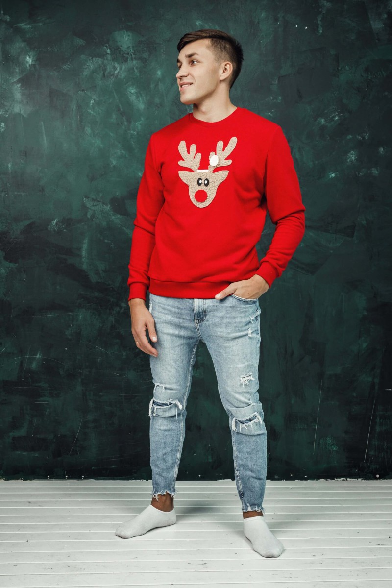 Men's red Christmas jumper with a soft reindeer