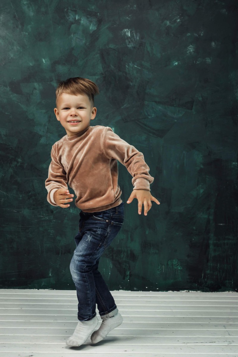 Children's sand velour jumper
