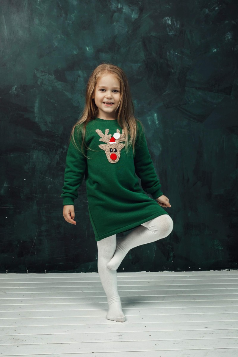 Girl's green dress with a soft reindeer – photo 2
