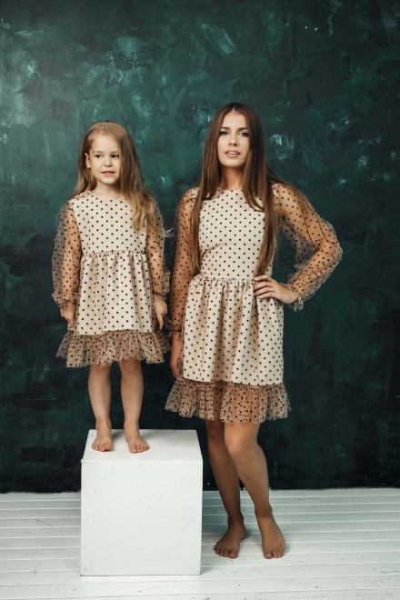 Elegant tulle dress – another view