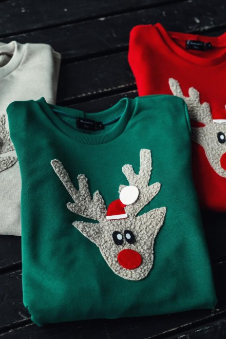 Girl's Christmas jumper with a soft reindeer – another view