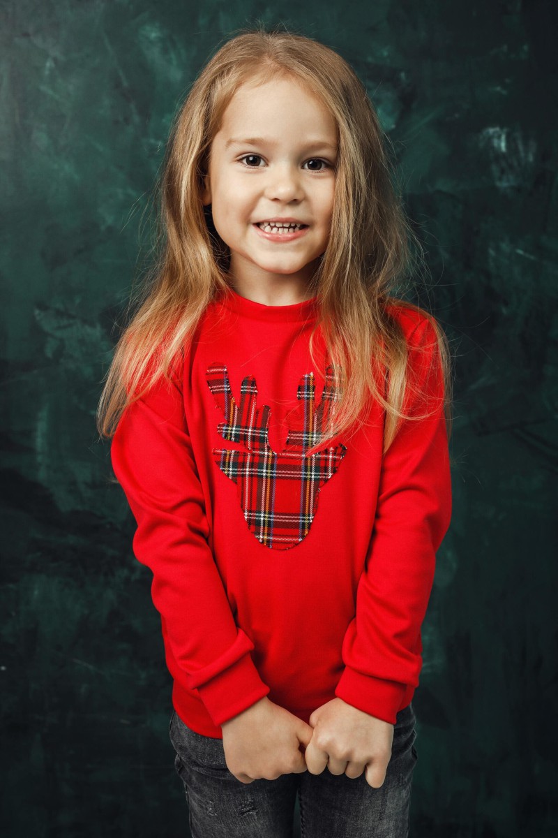 Girl's Christmas jumper with a checked reindeer – photo 2