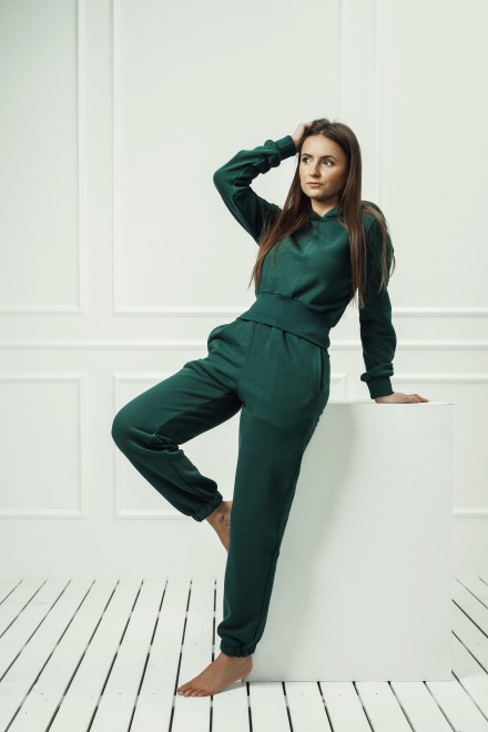 "Green" lounge set with a cropped sweatshirt