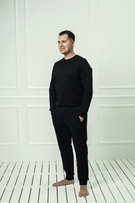 "Black" men's lounge set without a hood